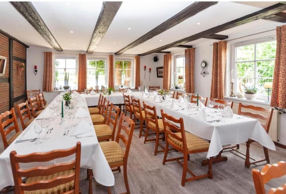 Akzent Hotel Zur Erholung 28/48