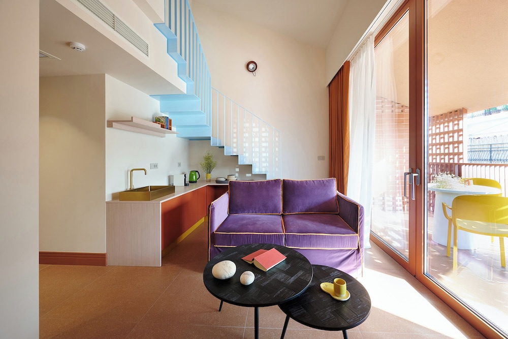 Loom Athens 46/60