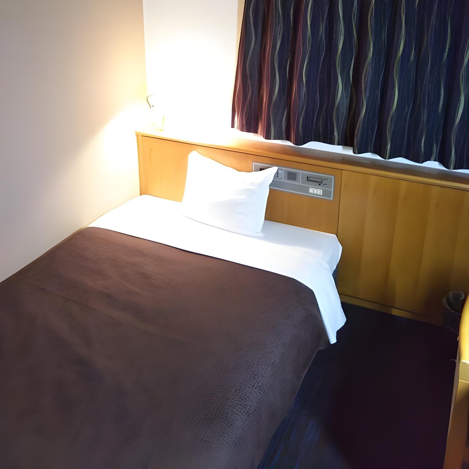 Semi Room, Standard, Semi Double Bed