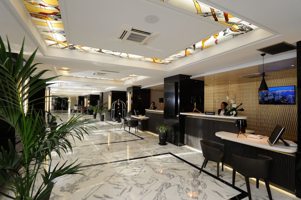 Royal Tulip City Center Tanger Hotel 9/72