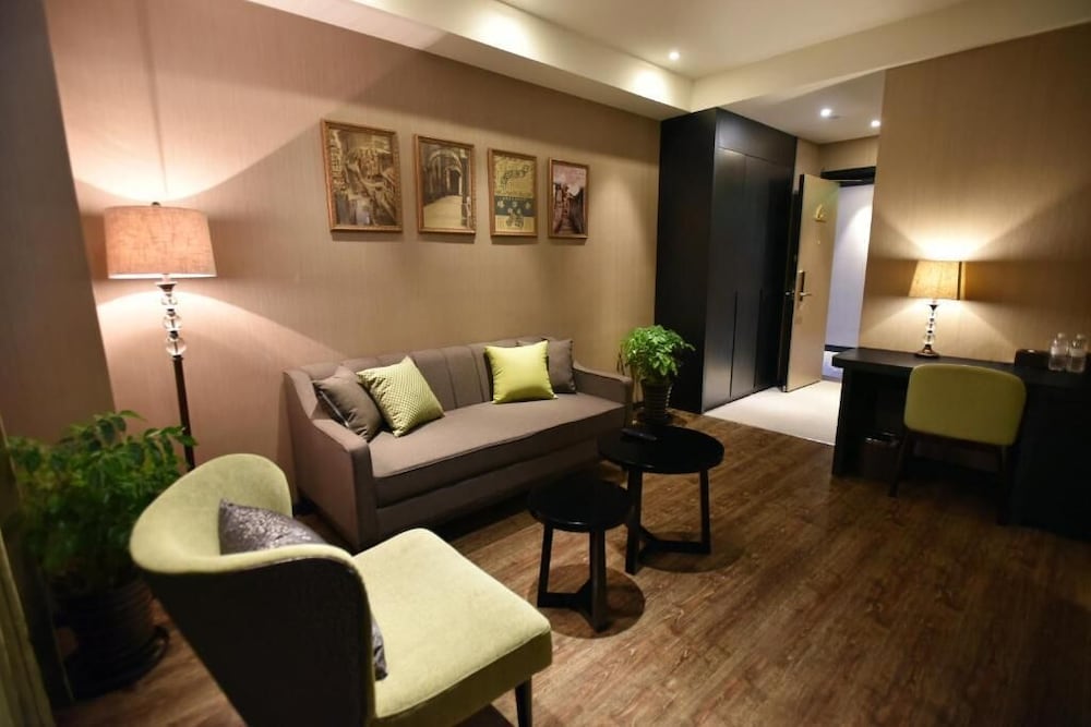 Shanghai Deco Hotel 28/46