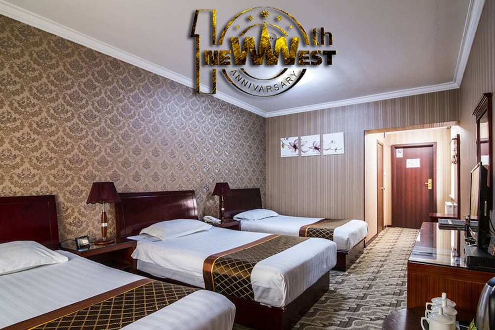 New West Hotel 19/50