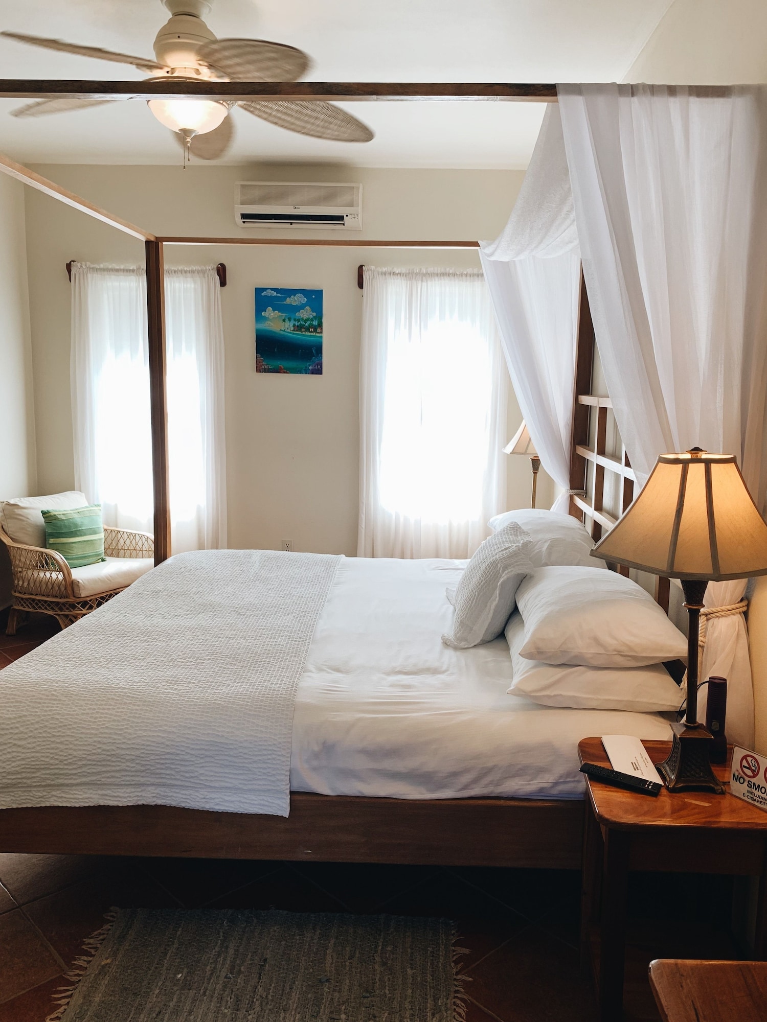 1 BEDROOM, COASTAL, CLASSIC, KING BED, OCEAN FRONT