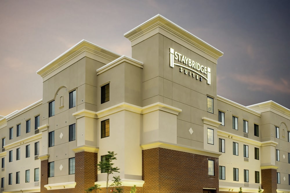 Staybridge Suites DENVER-STAPLETON 1/81