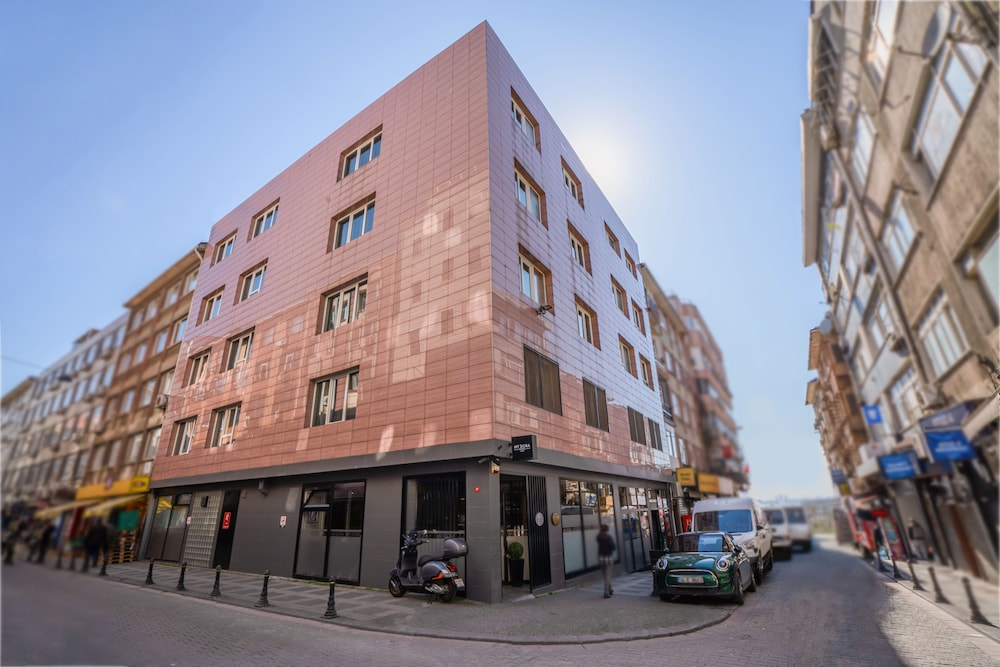 My Dora Hotel 40/50
