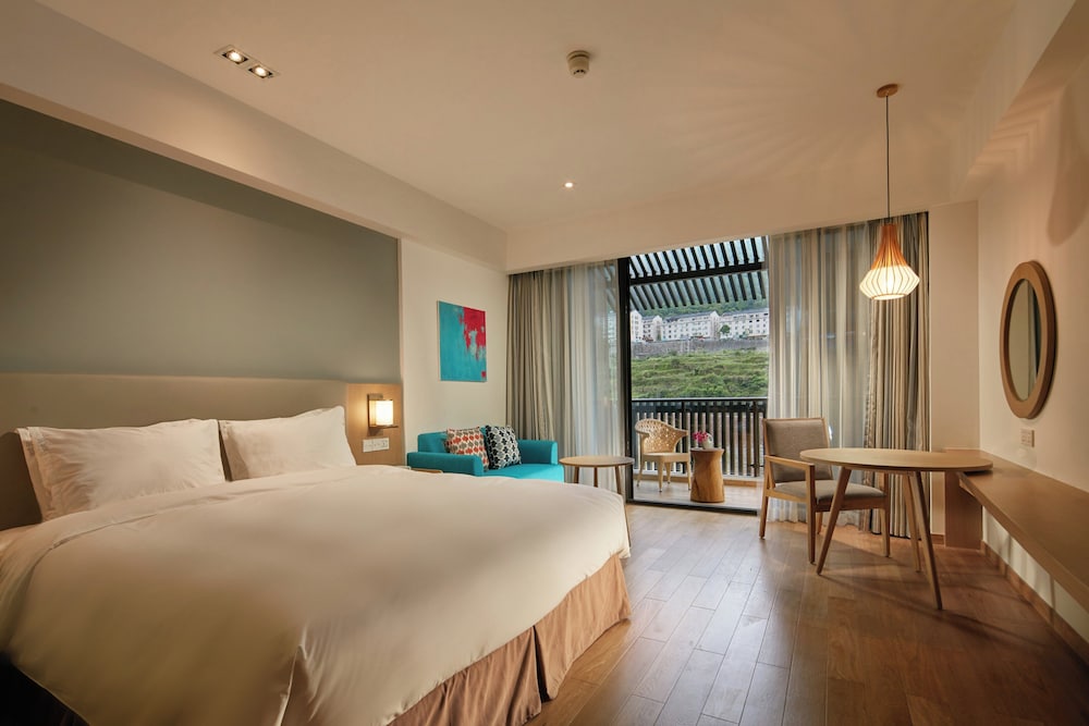 HOLIDAY INN EXPRESS ZHEJIANG QIANXIA LAKE 15/49