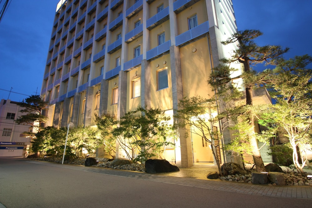 Uozu Manten Hotel Ekimae 49/51