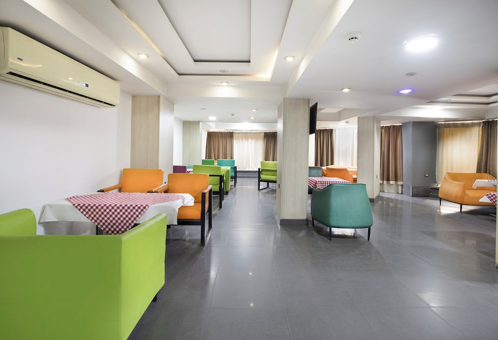 KANZY HOTEL 24/45