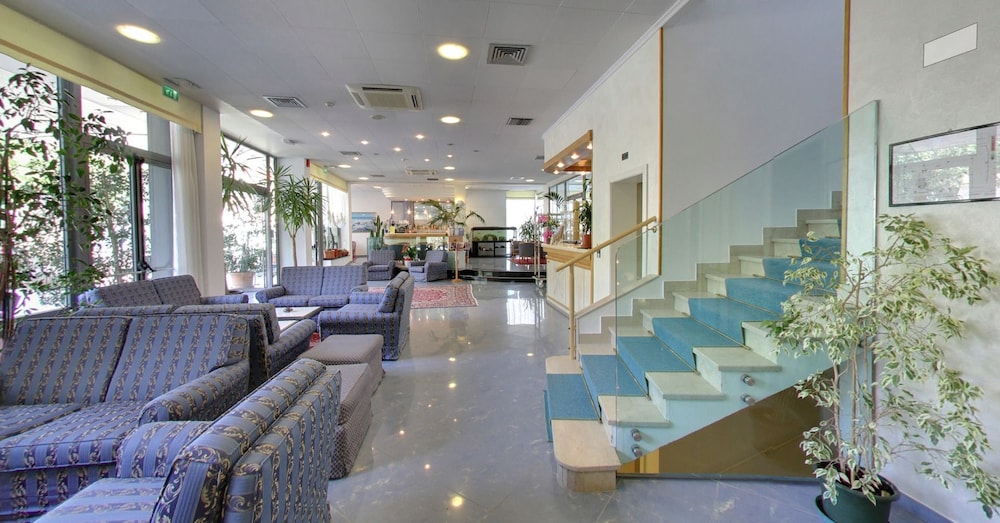 Hotel Nord Est 13/66