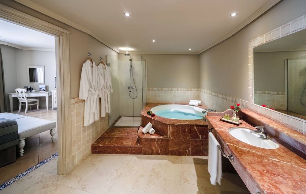 Barcelo Marbella 56/58