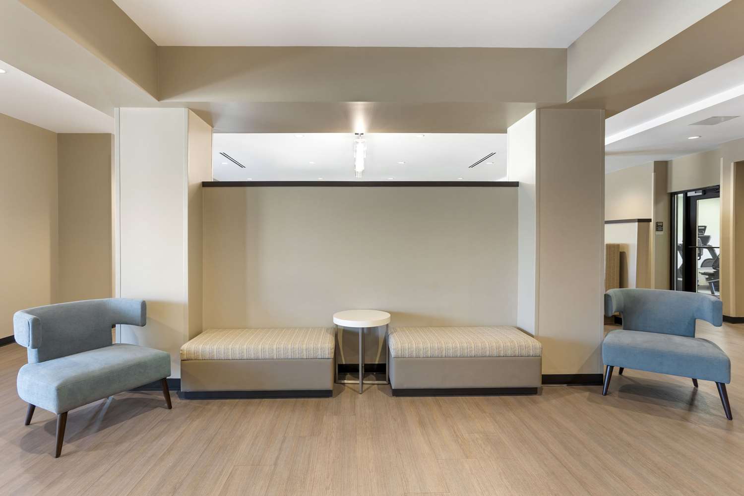 MainStay Suites North Central York 46/49