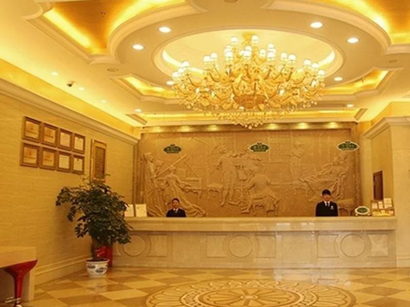 Vienna Hotel (Shenzhen Convention and Exhibition Center, Fuhai Qiaotou) 15/63