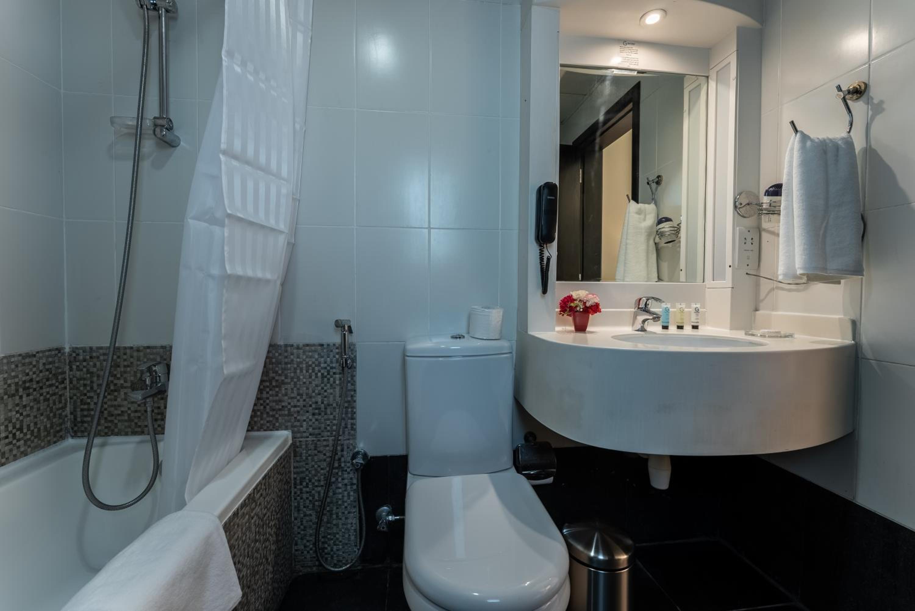 Gulf Oasis Hotel Apartments 53/55