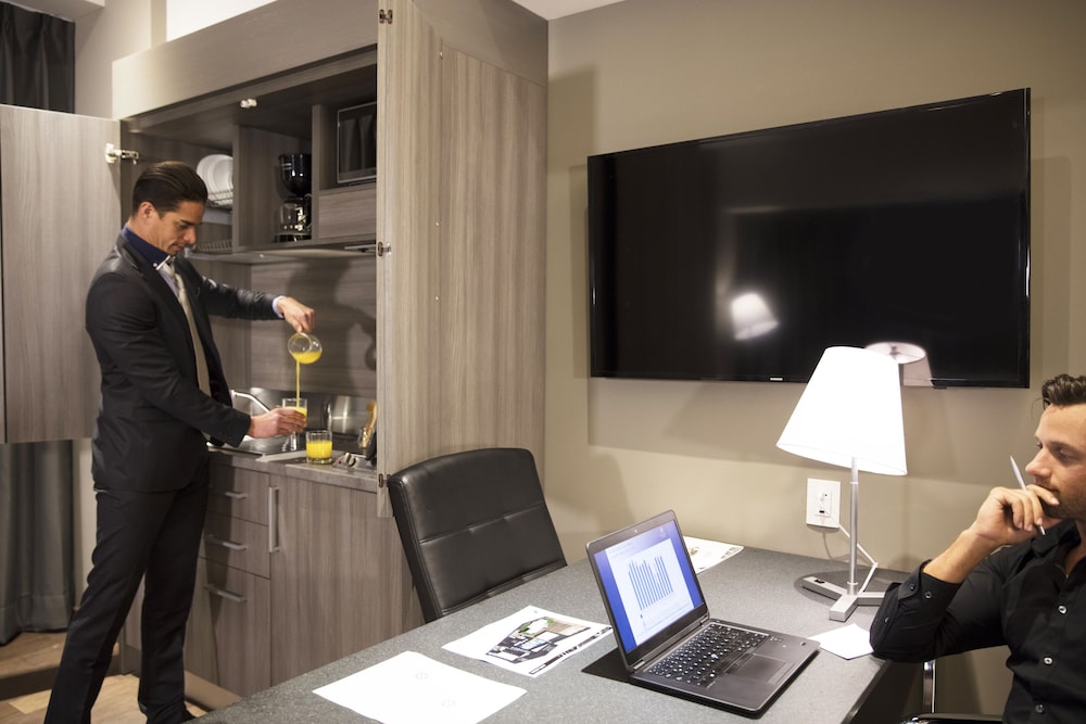 Krystal Grand Suites Insurgentes 61/67