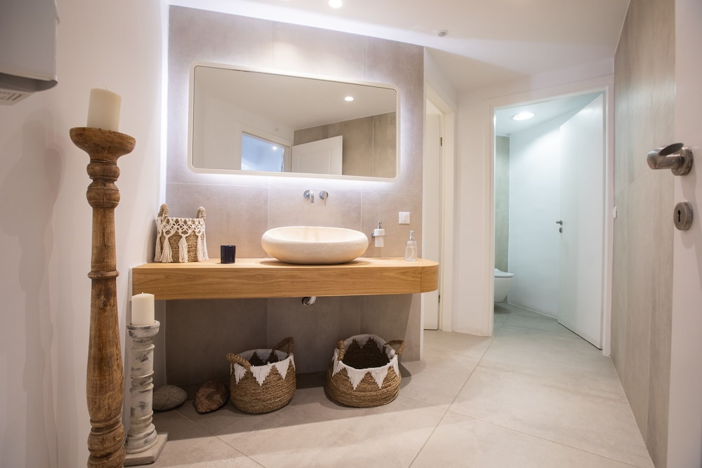 Harmony Boutique Hotel 64/64