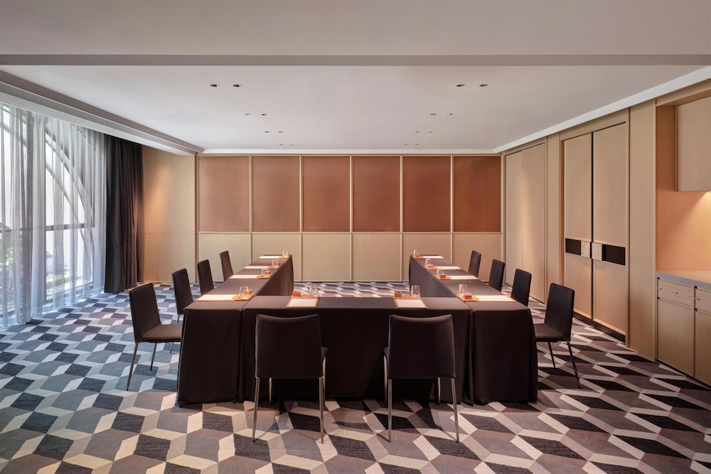 Hyatt Centric Zhongshan Park Shanghai 70/77