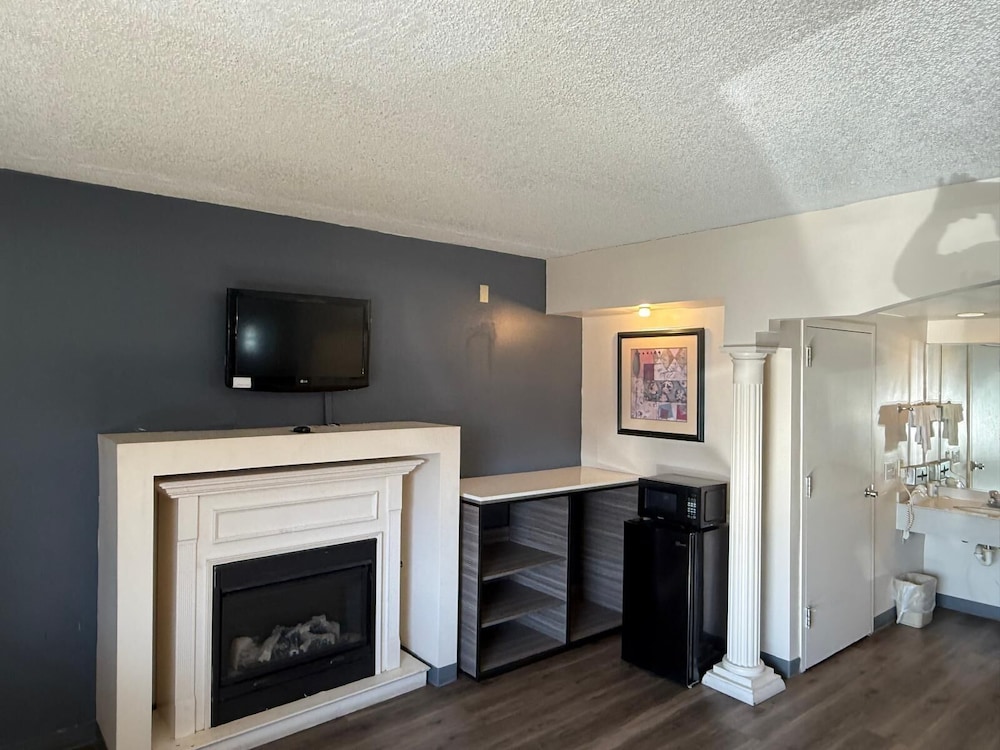 Express Inn -Rahway 23/46
