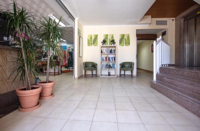 El Cortijo Apartments 7/53