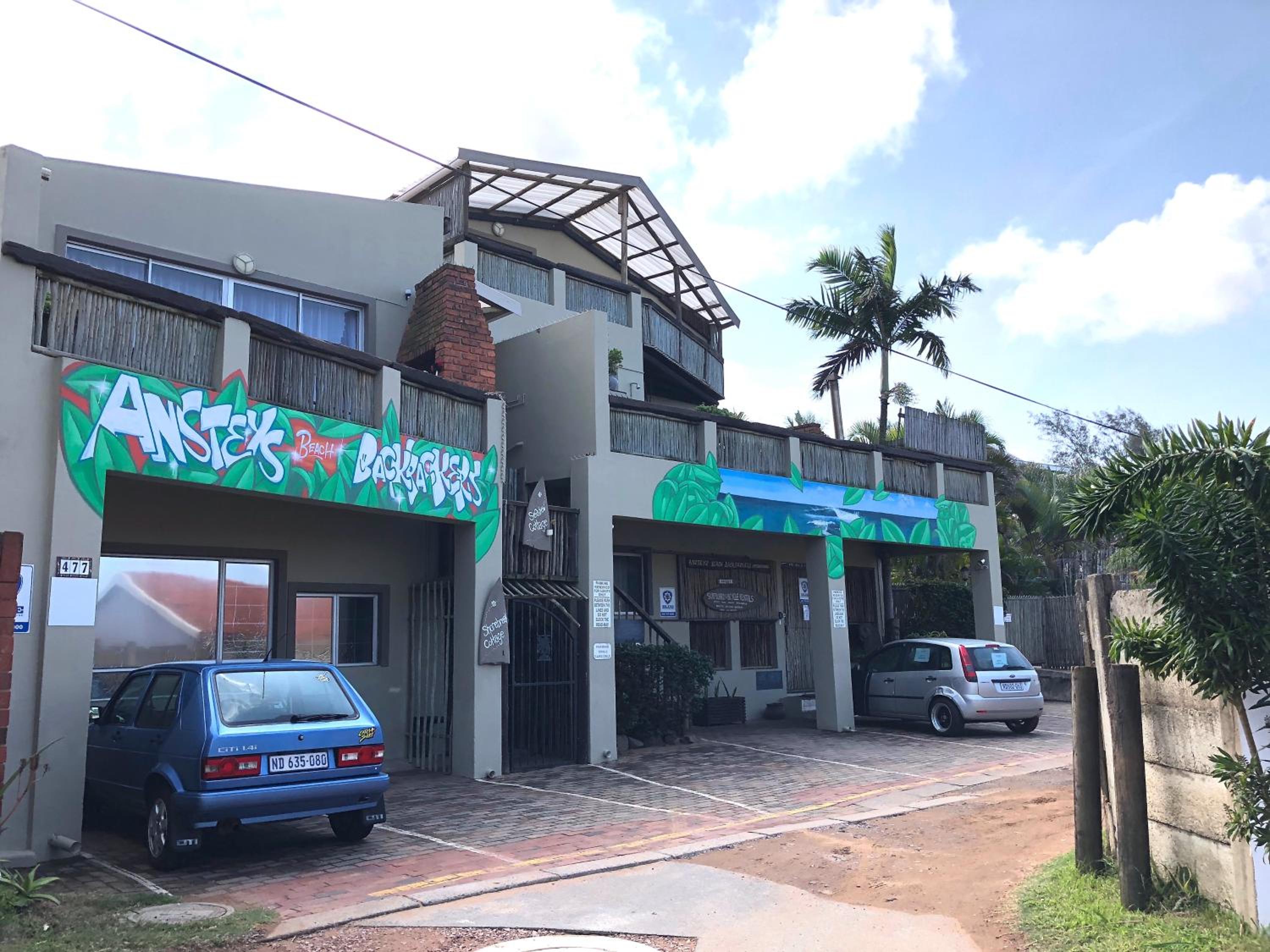 Ansteys Beach 28/50
