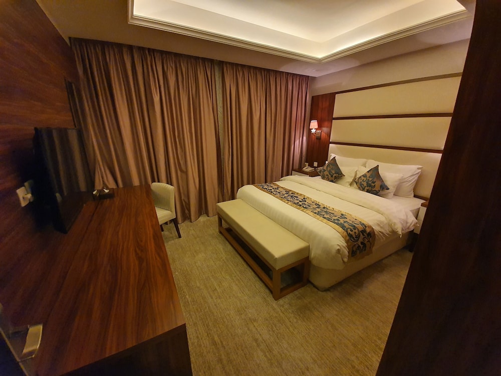 فندق جراند بارك(Verta Hotel Jeddah) 24/50