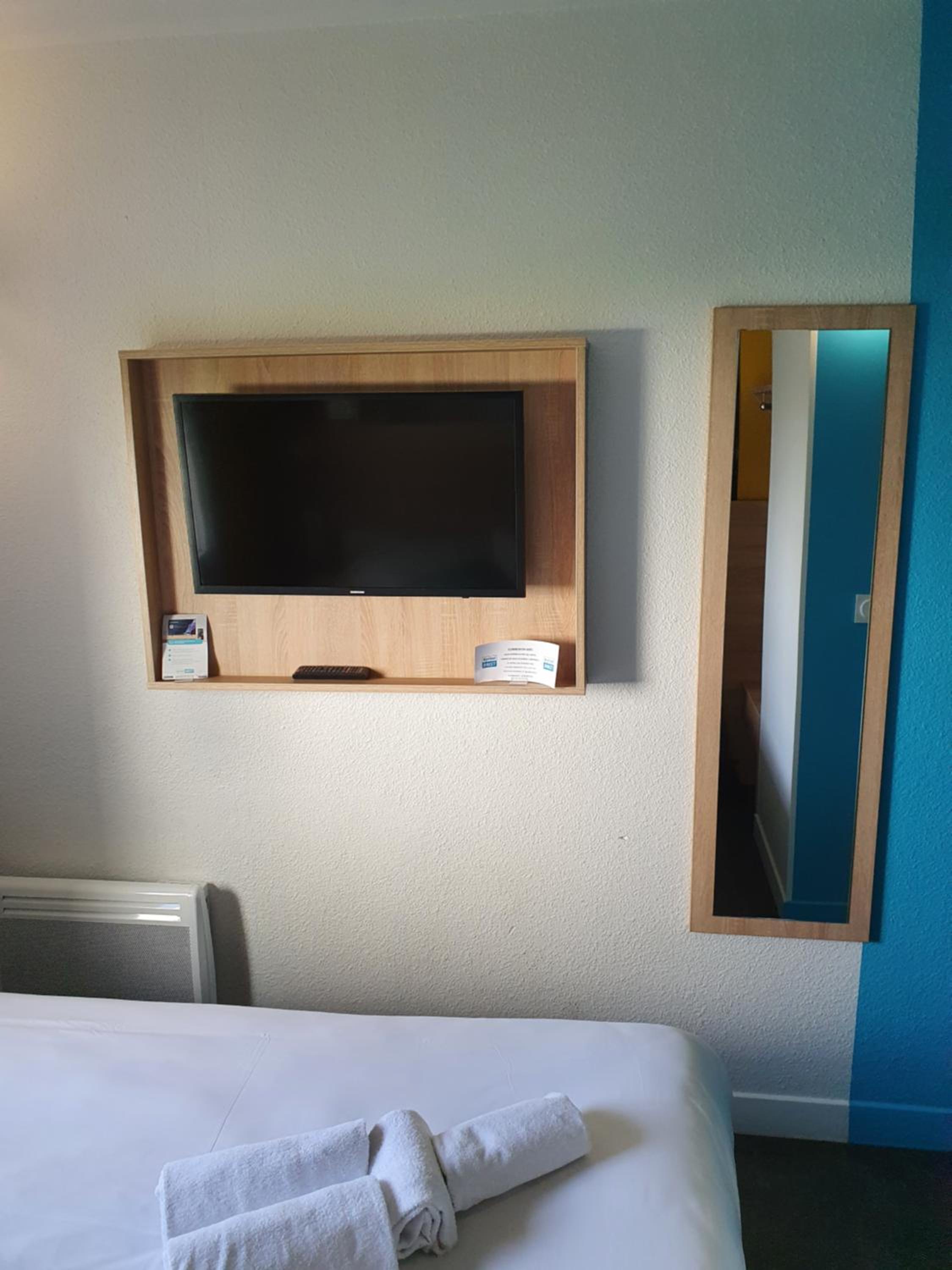 Room, Double Bed