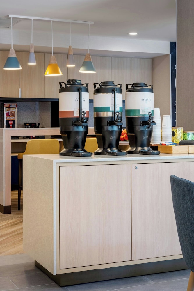 Towneplace Suites by Marriott Brunswick 4/24