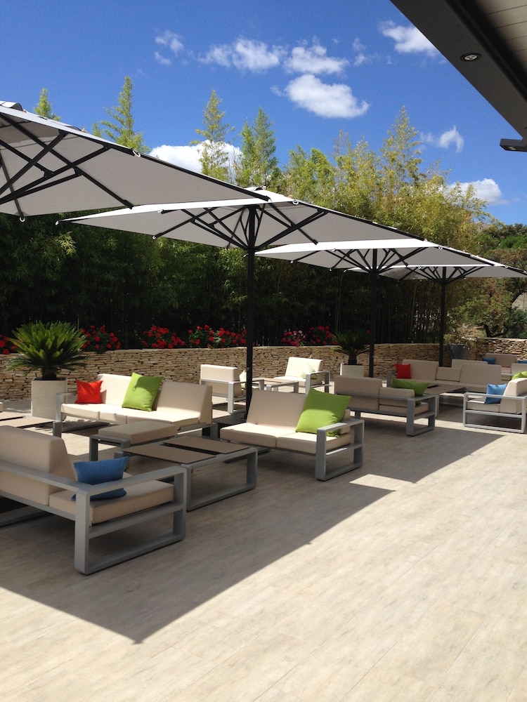 Hotel Spa Vatel 54/59