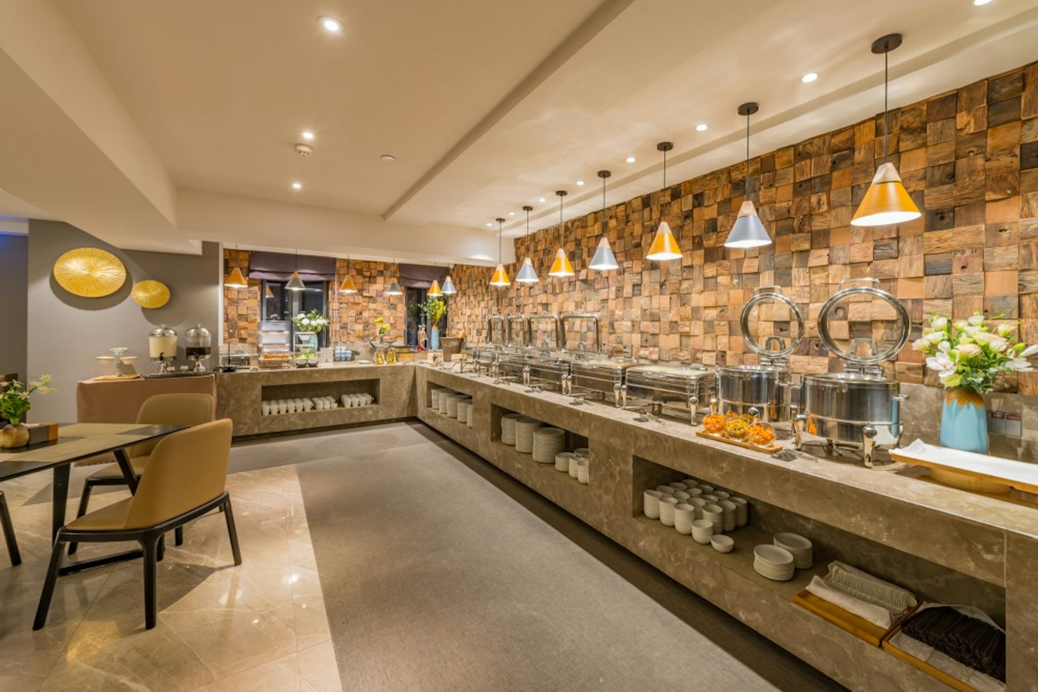 Rezen Dong Hotel (Chongqing Guanyinqiao) 3/39