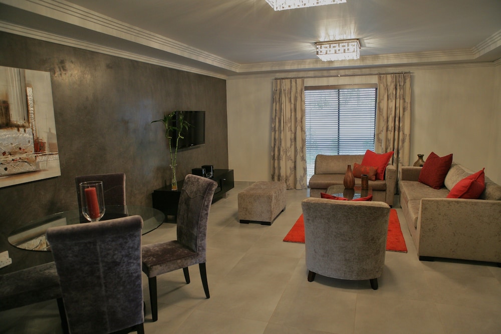 Villa Moyal 38/67