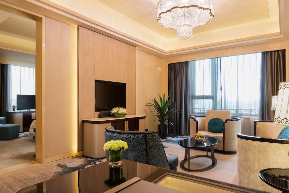 Wanda Realm Chifeng Hotel 32/34
