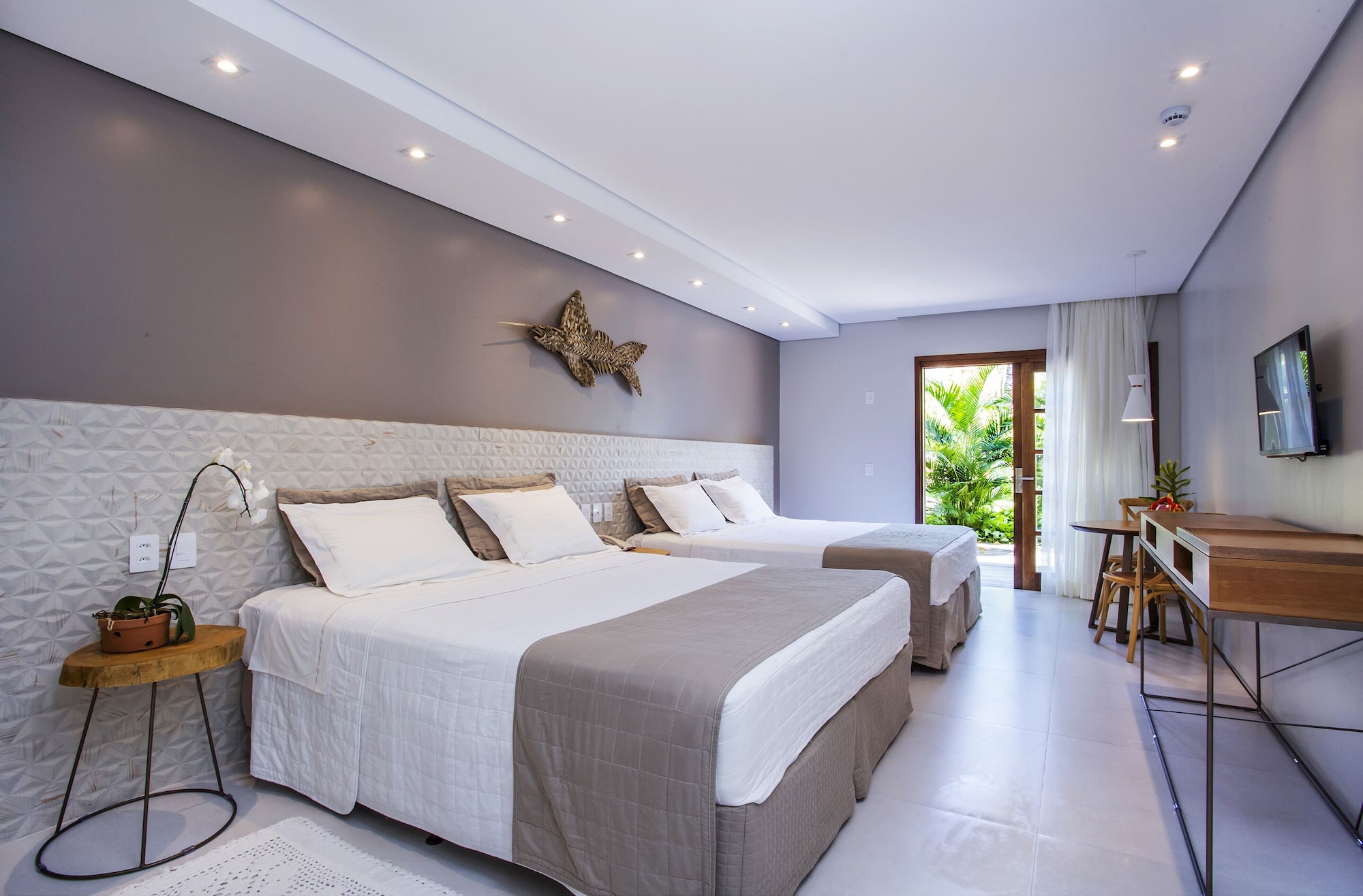 PLUS, LUXURY, APARTMENT