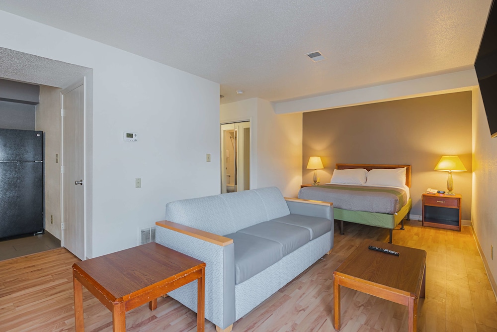 Studio 6 Extended Stay - Greensboro, NC 21/47