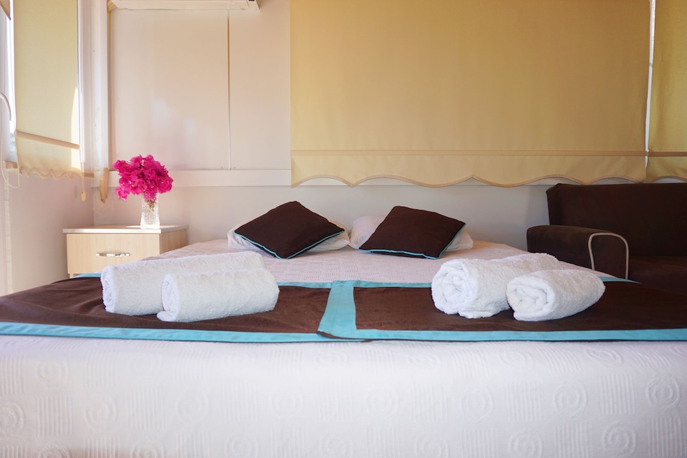 Cobanoglu Otel 6/37