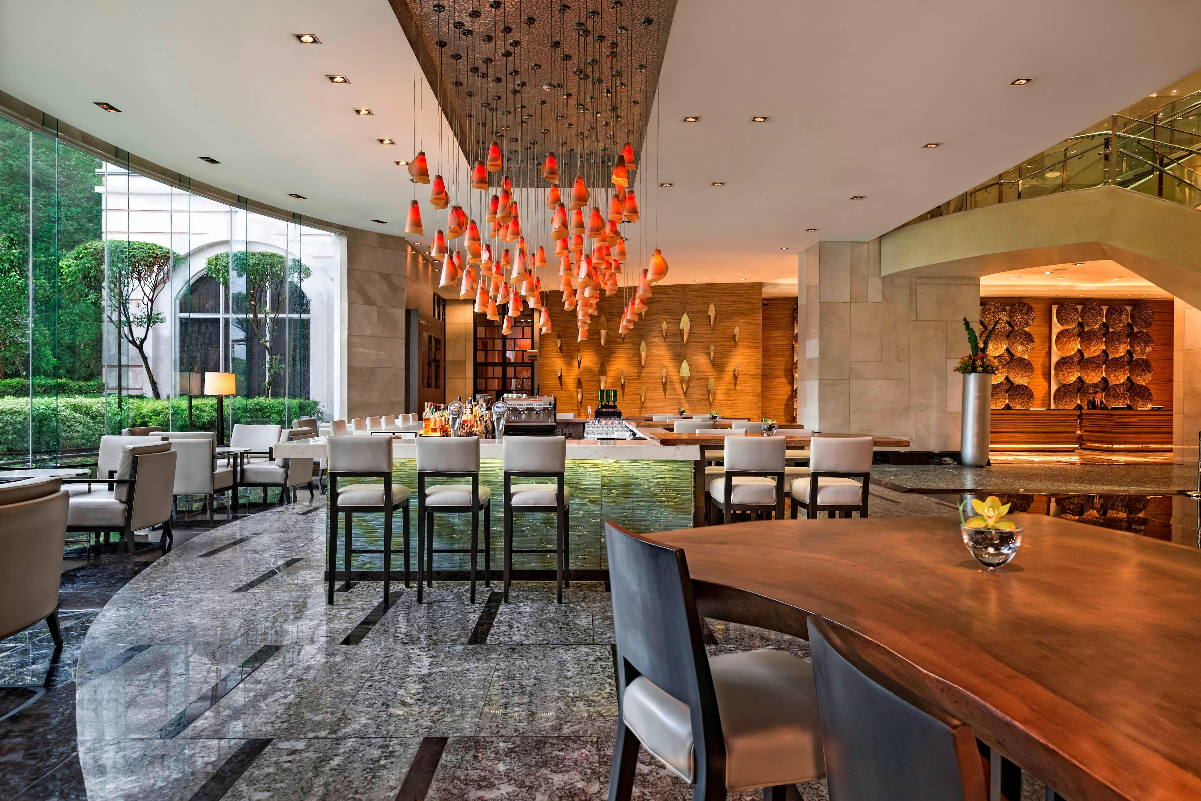 Marriott Hotel Manila 60/80
