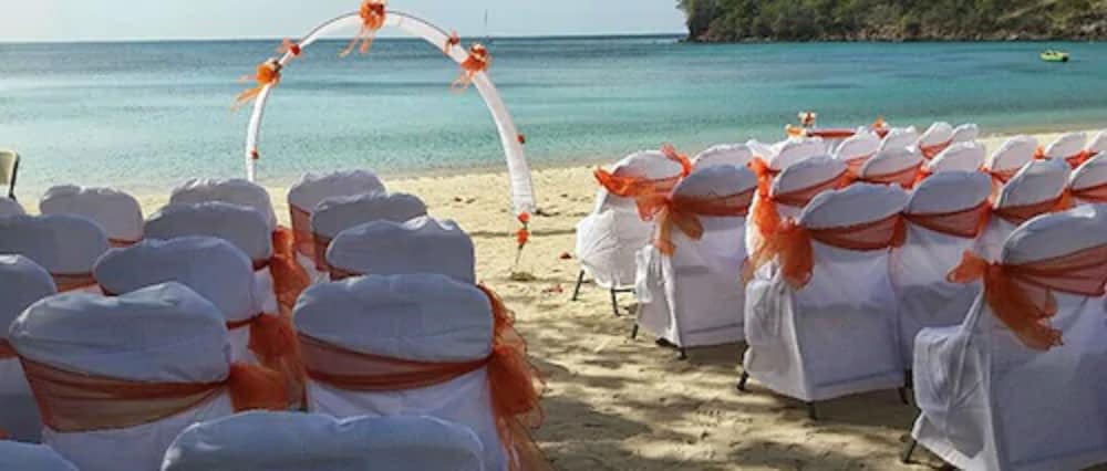 Gem Holiday Beach Resort 67/69