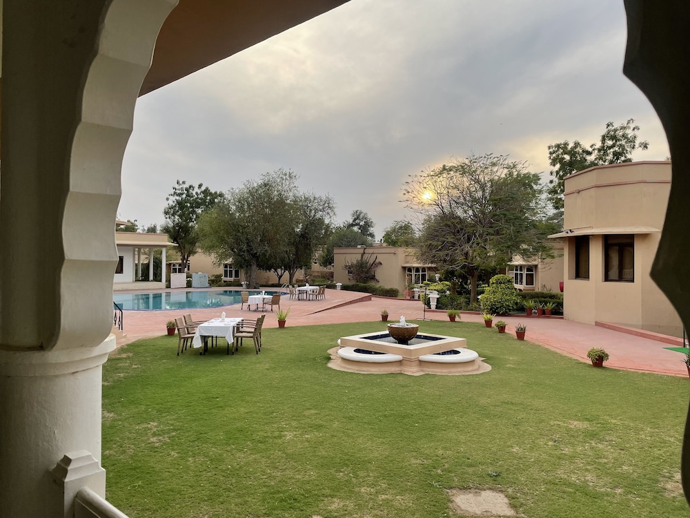 Heritage Resort 48/55