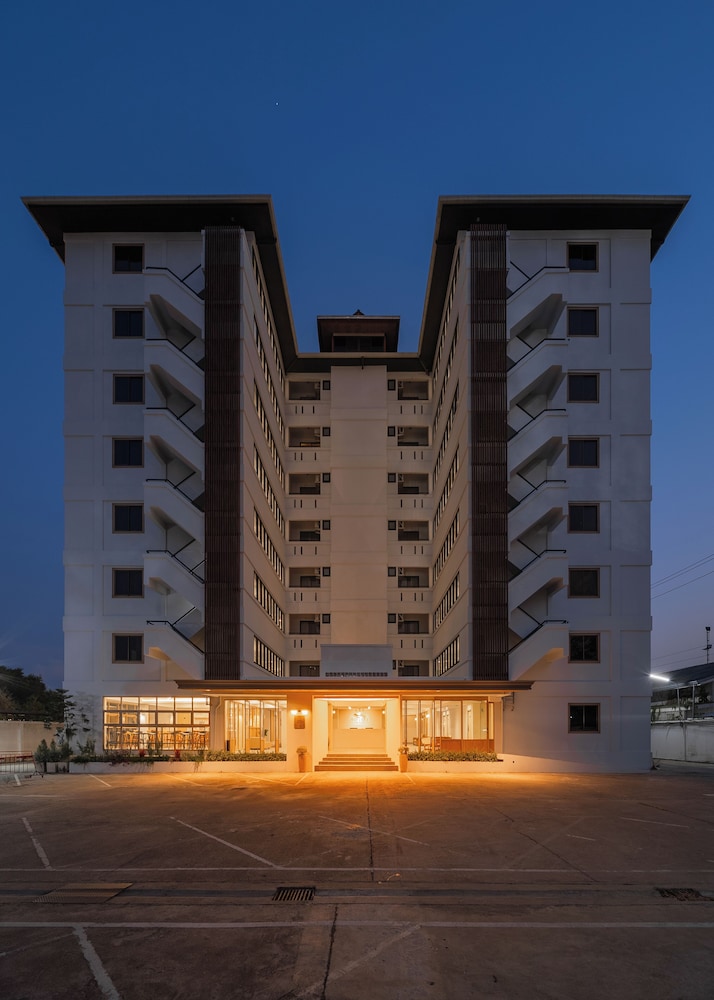 Mintara Hotel 7/57