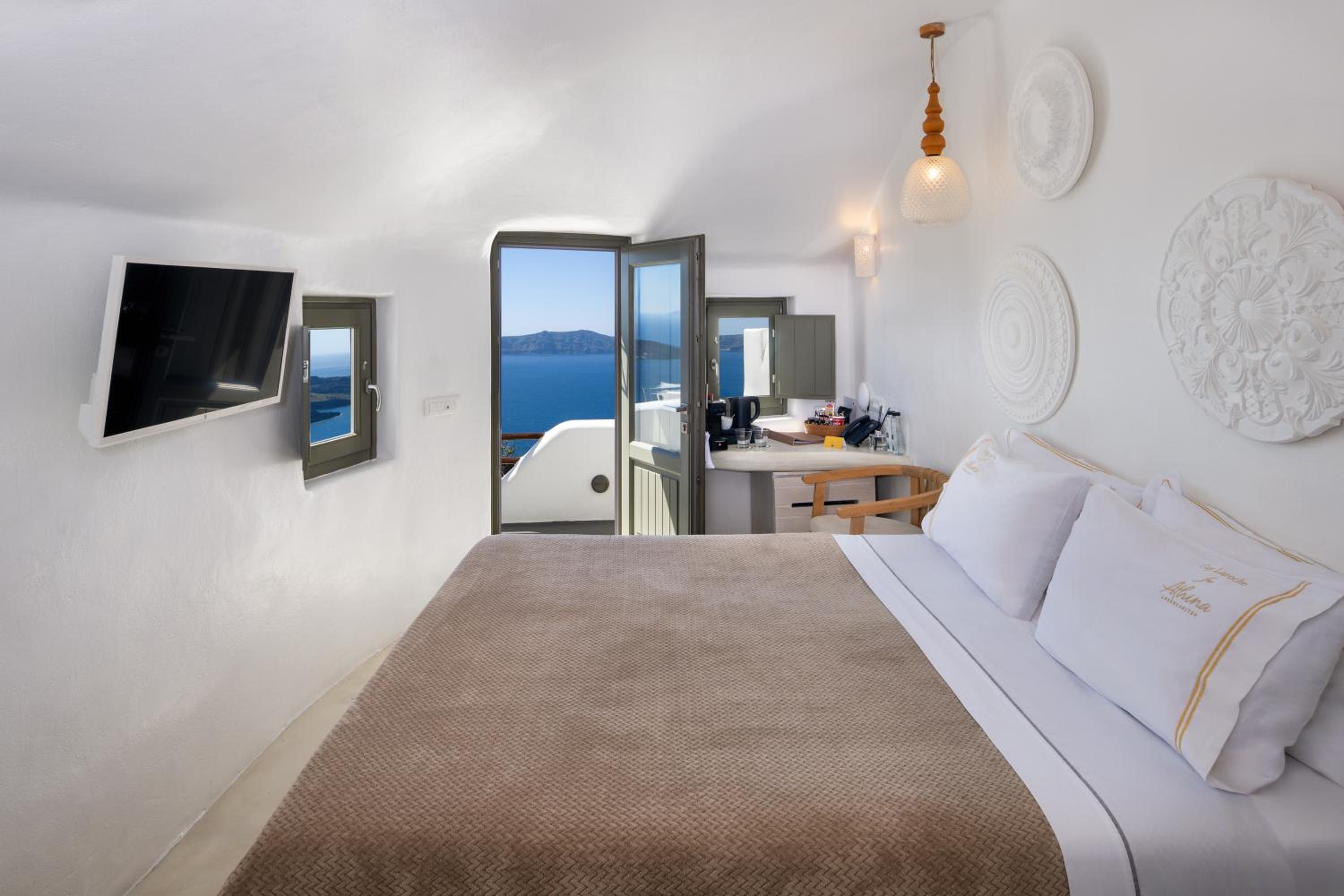 Cozy, Suite, Caldera View, Outdoor Jetted Tub