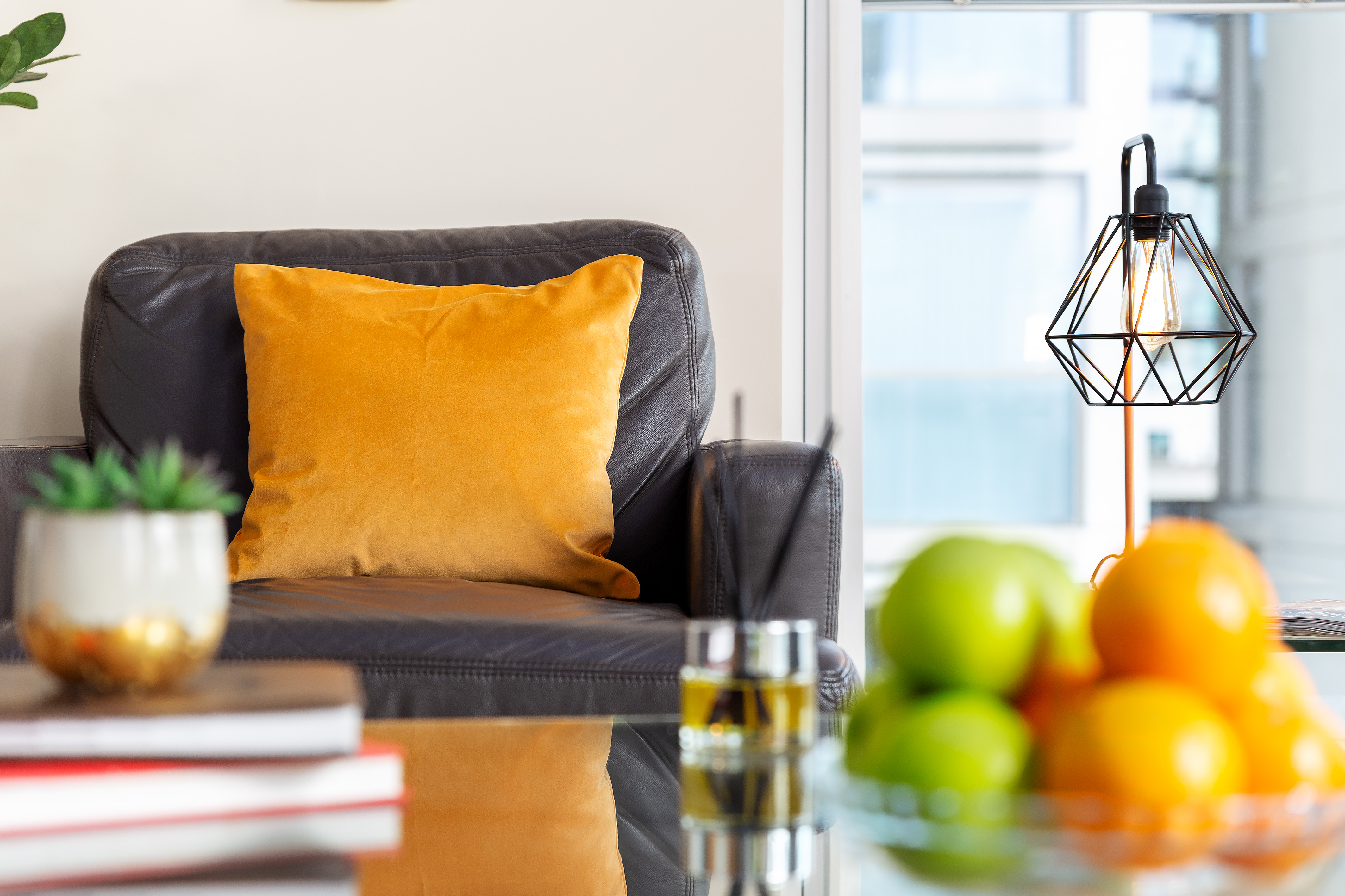 Luxurious Lanterns Court Two-Bedrooms Apartments 20/50