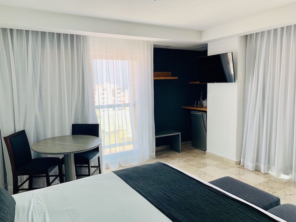 Rivoli Select Hotel 12/60