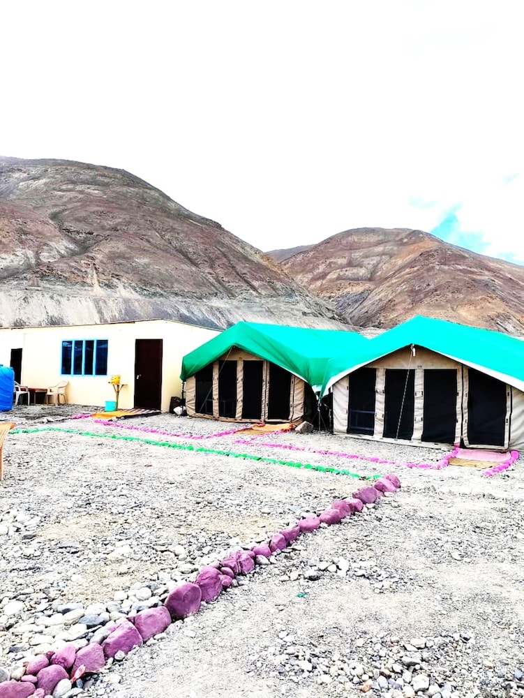 Pangong Delight Camp 1/36