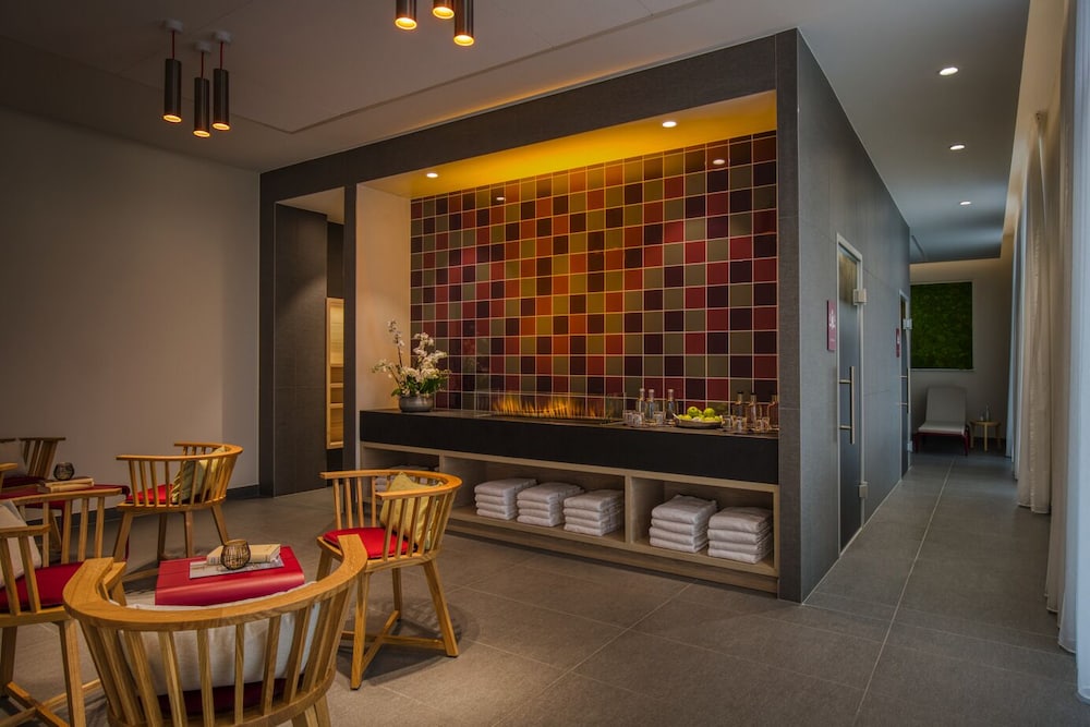 Intercityhotel Zurich Airport 38/68