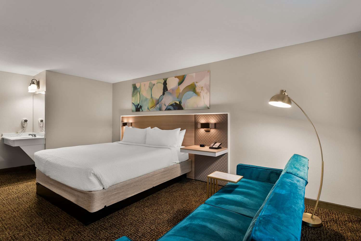 Wyndham Garden Galena Hotel & Day Spa 30/73