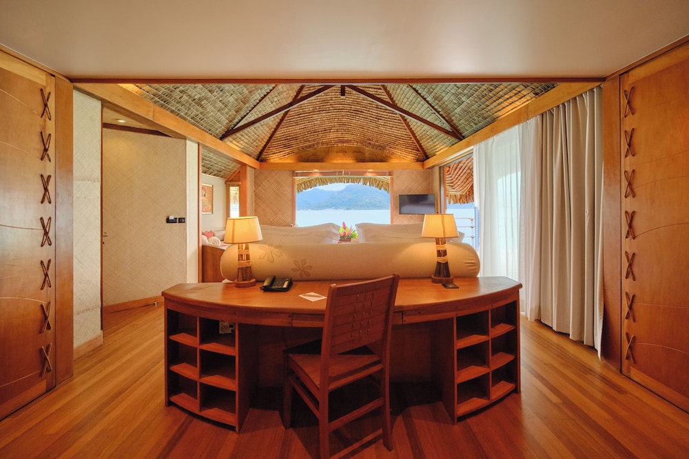 Overwater, Premium, Suite, King Bed, Sofa