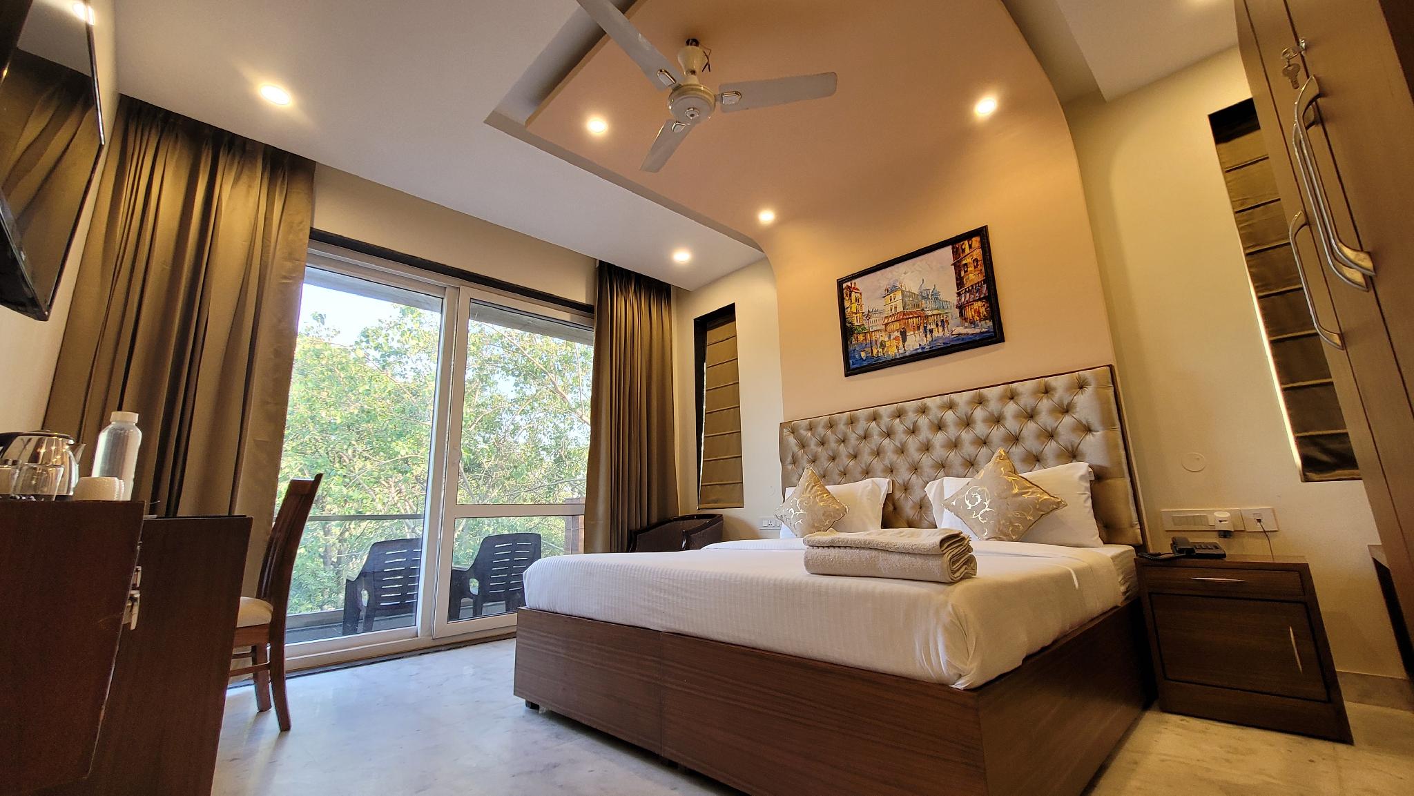 JMD Luxury Homes 10/19