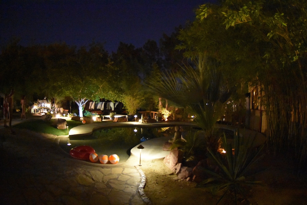 Sea Mountain Nude Resort and Spa Hotel 18/22