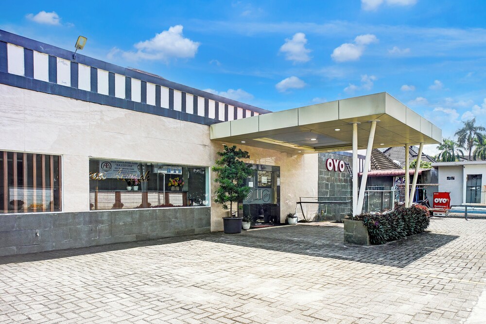 Hotel O Medan City Near Sun Plaza Formerly Residence Anugrah 14/19
