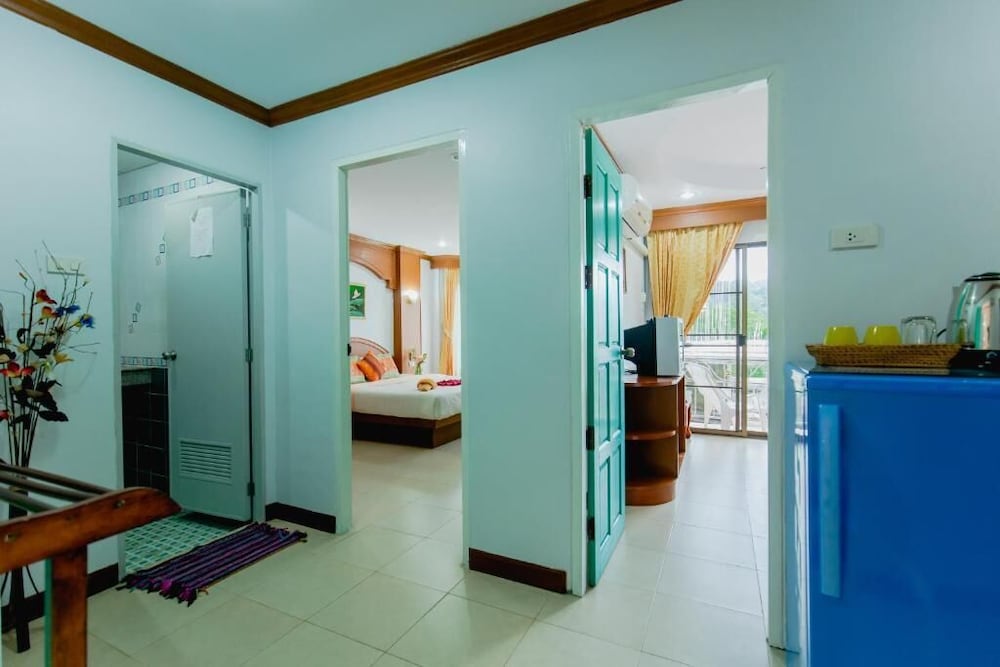 R.K. Guesthouse 48/70