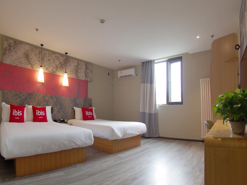 Ibis Beijing Tiantandongmen Metro Station Hotel 25/62