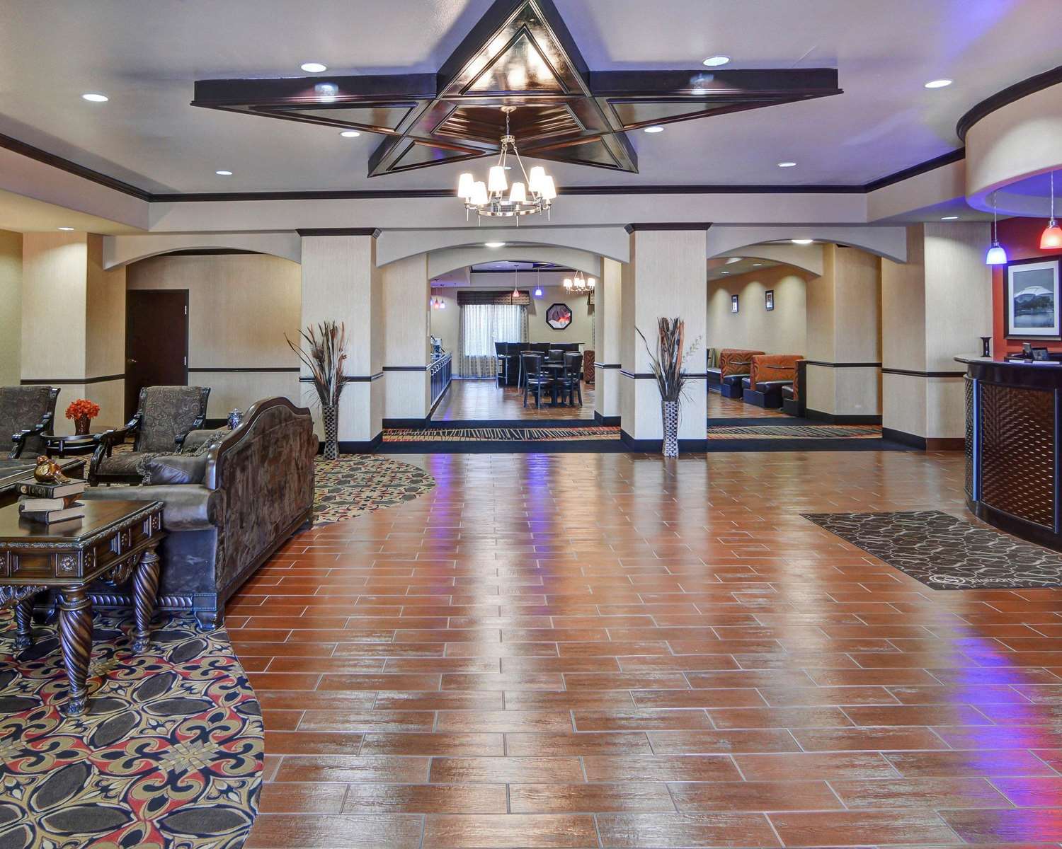 Comfort Suites At Lake Worth 6/47